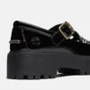 Dames schoenen met gesp en plateauzool van lakleer