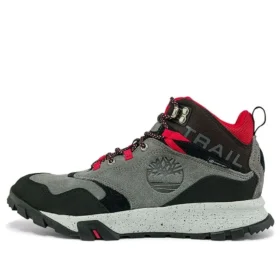 Garrison Trail “Donkergrijs Zwart Rood”