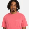 Merrymack River T-shirt met borstzak voor heren, in de massa geverfd Merrymack River T-shirt met borstzak voor heren, in de massa geverfd
