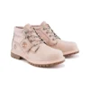 Nellie Chukka Waterproof ReBOTL enkellaarzen “Pale Pink”