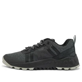 stride Solar Wave Lt “Zwart”