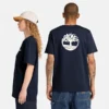 T-shirt met logo voor- en achterkant T-shirt met logo voor- en achterkant