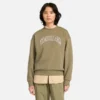 Timberland® Sweatshirt met ronde hals en seizoenslogo voor dames Timberland® Sweatshirt met ronde hals en seizoenslogo voor dames