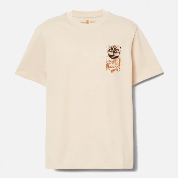 Timberland® T-shirt voor heren met ‘Carrier Slogan’-afbeelding op de rug Timberland® T-shirt voor heren met ‘Carrier Slogan’-afbeelding op de rug